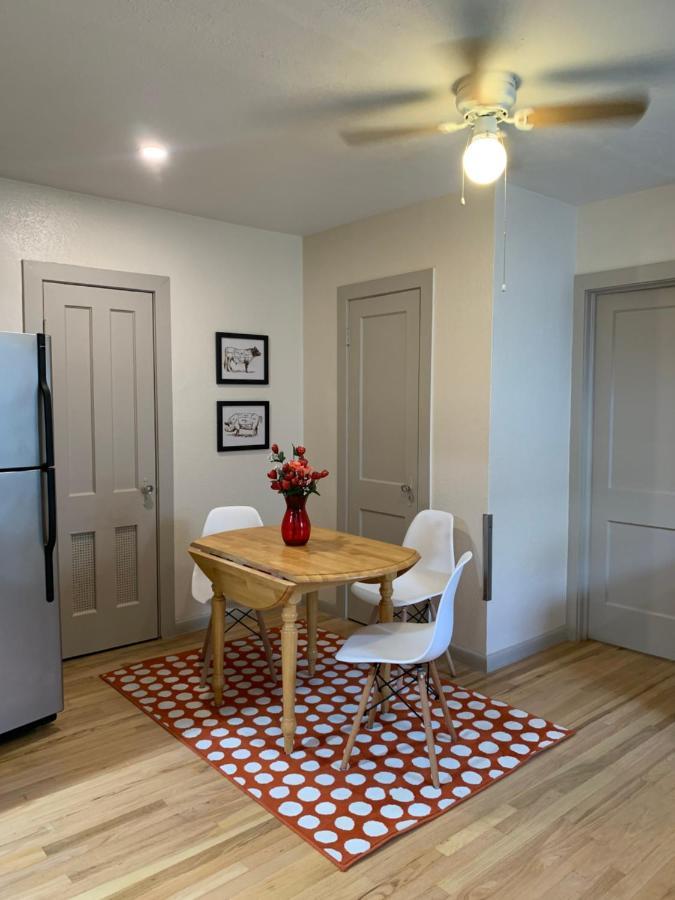125-#4 Downtown Cozy Upstairs One Bedroom Apt سان أنطونيو المظهر الخارجي الصورة